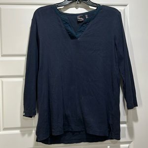 V neck Navy 3/4 three quarter sleeve top